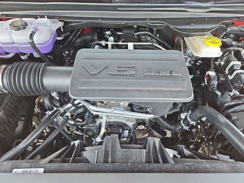 New 2026 RAM 1500 Express AWD/4WD image 15
