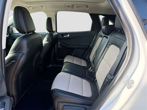 Used 2021 Ford Escape Titanium w/ Titanium Elite Package image 22