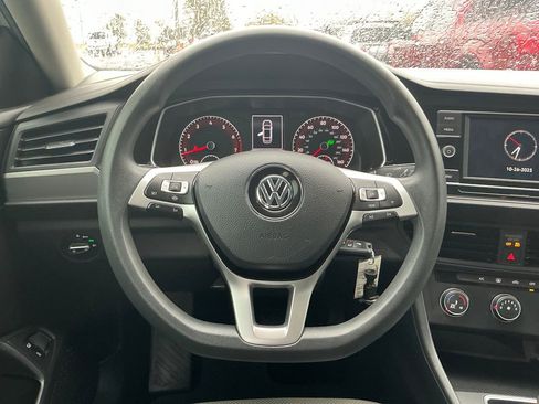 Used 2021 Volkswagen Jetta S image 19