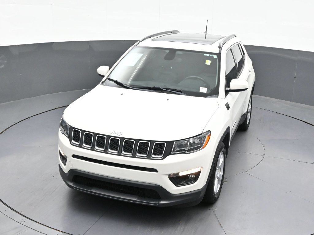 Used 2021 Jeep Compass Latitude w/ Sun and Sound Group FWD image 22
