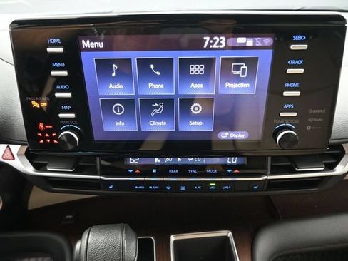Used 2021 Toyota Sienna XLE FWD image 6