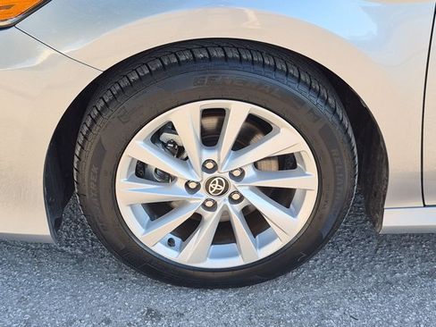 Used 2024 Toyota Camry LE FWD image 21