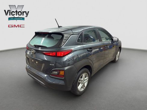 Used 2021 Hyundai Kona SE image 15