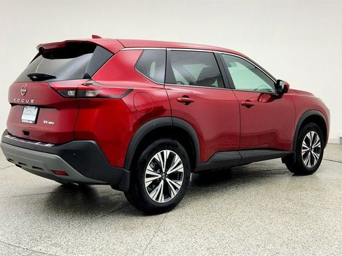 Used 2023 Nissan Rogue SV AWD/4WD image 5