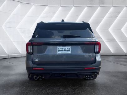 Used 2025 Ford Explorer ST