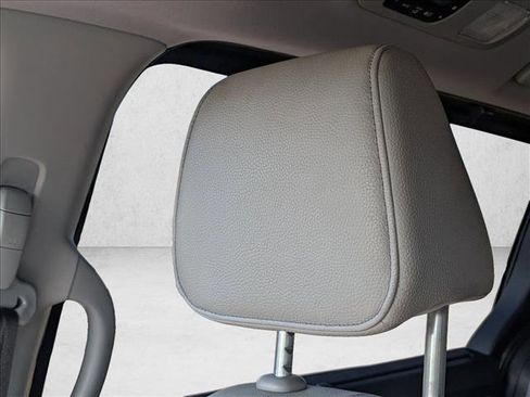 Certified 2024 Honda Odyssey EX-L image 13