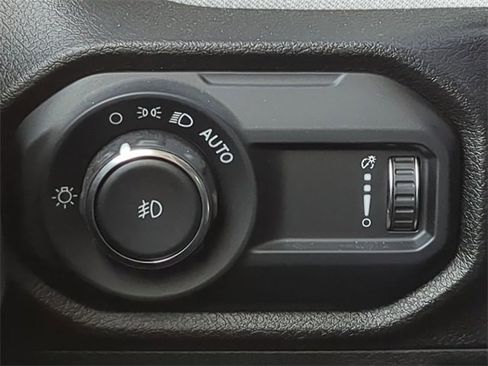 Used 2024 Jeep Wrangler Sport S image 25