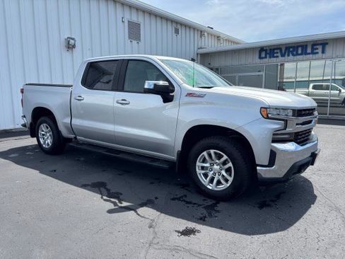 Used 2020 Chevrolet Silverado 1500 LT w/ All-Star Edition AWD/4WD image 2