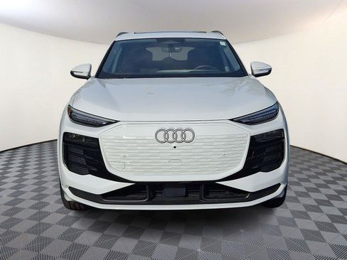 Certified 2025 Audi Q6 e-tron Premium Plus w/ Premium Plus AWD/4WD image 2