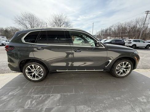 Used 2025 BMW X5 xDrive40i w/ Climate Comfort Package image 3