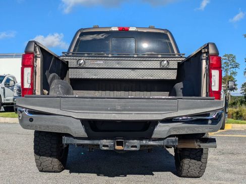 Certified 2022 Ford F250 King Ranch w/ King Ranch Ultimate Package AWD/4WD image 11