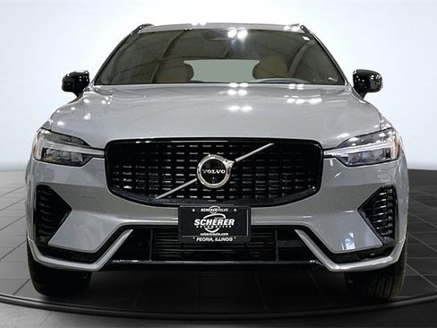 Certified 2024 Volvo XC60 T8 Ultimate w/ Climate Package image 4