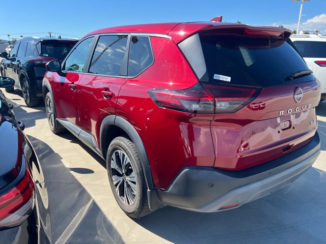 Used 2023 Nissan Rogue SV FWD image 2