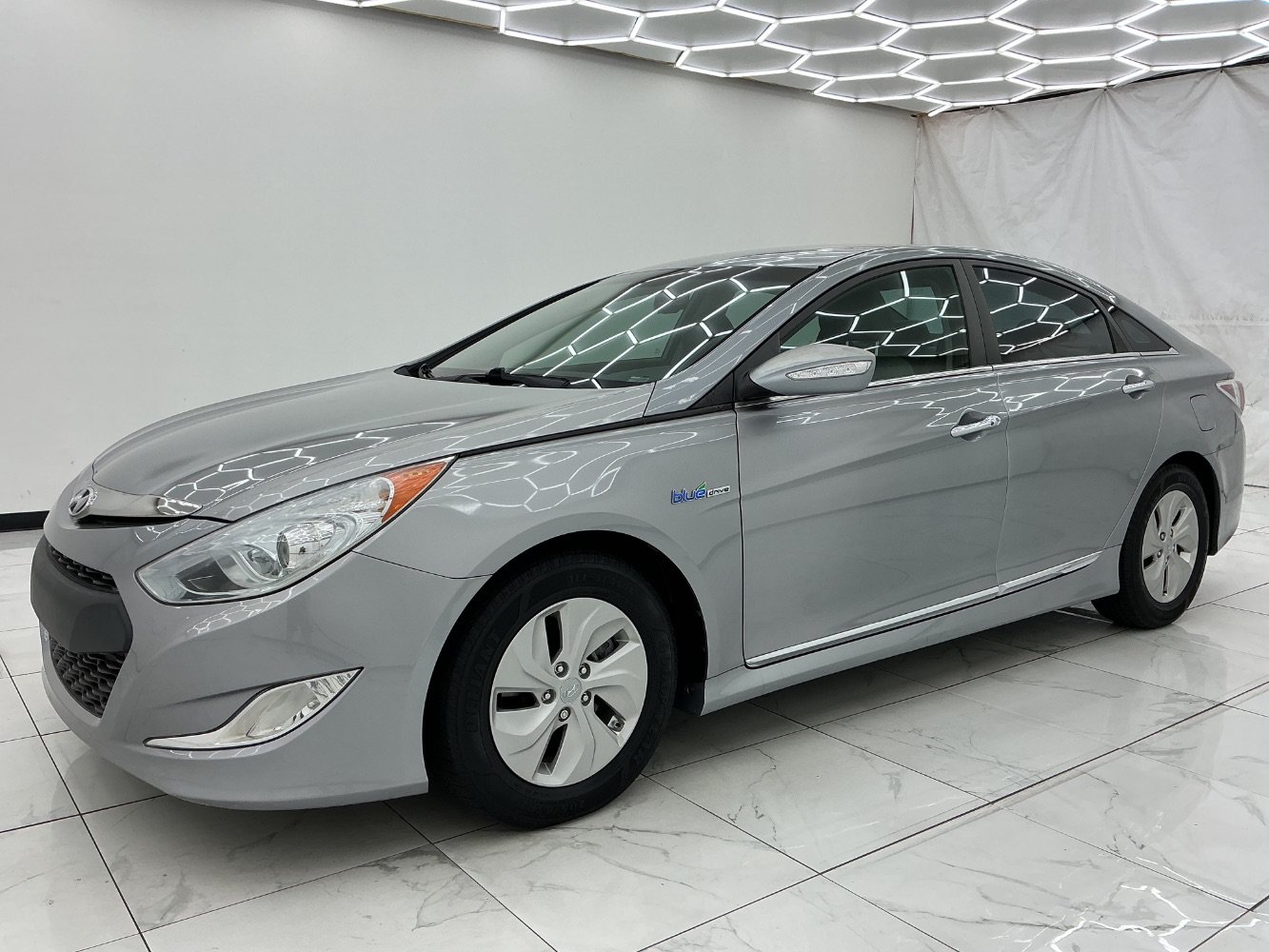 Used 2015 Hyundai Sonata Hybrid FWD image 6