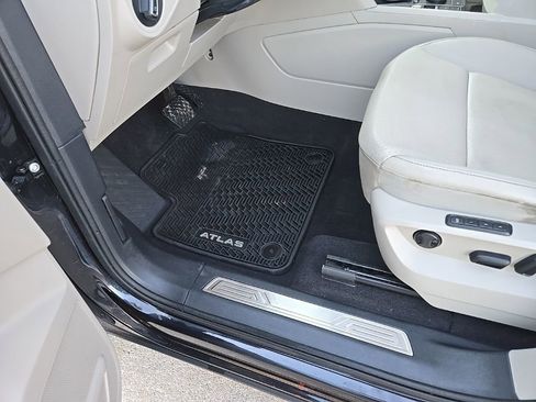 Used 2019 Volkswagen Atlas SEL image 38