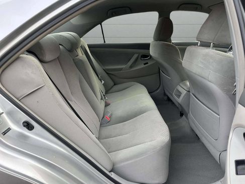 Used 2009 Toyota Camry image 18