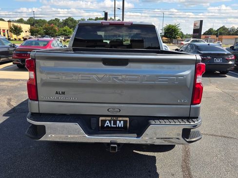 Used 2023 Chevrolet Silverado 1500 LTZ AWD/4WD image 10
