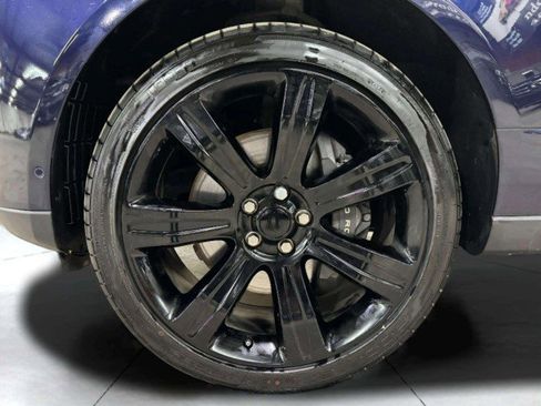 Used 2019 Land Rover Range Rover HSE image 13