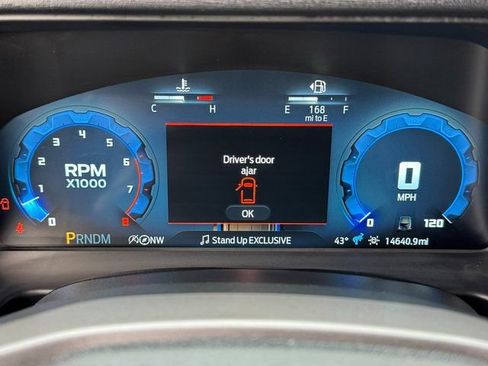 Used 2025 Ford Bronco Badlands image 22