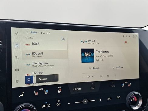 Certified 2022 Lexus NX 350h AWD image 18