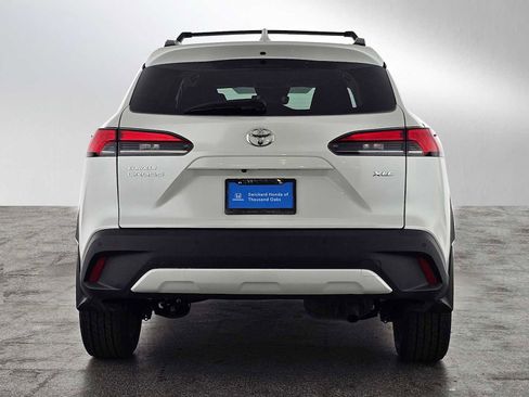 Used 2023 Toyota Corolla Cross XLE image 4