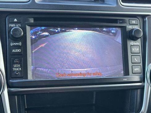 Used 2013 Toyota Highlander Limited image 24