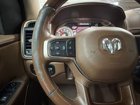 Used 2019 RAM 1500 Limited w/ Trailer Tow Group RWD image 17