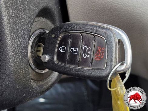 Used 2021 Hyundai Tucson SE AWD/4WD image 33