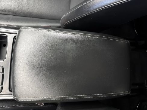 Used 2021 Kia Sorento S FWD image 30