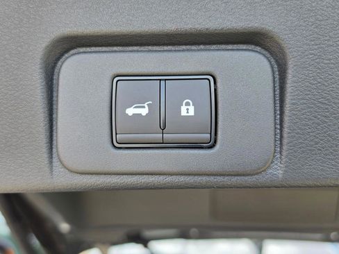 New 2026 Nissan Rogue SV FWD image 29