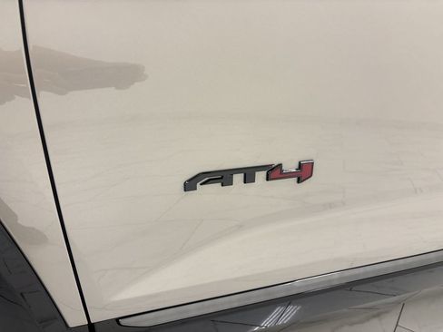 New 2026 GMC Terrain AT4 w/ LPO, Black Badging Package AWD/4WD image 33