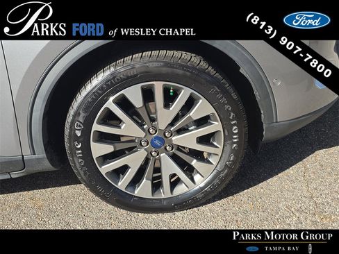 Certified 2021 Ford Escape Titanium image 33