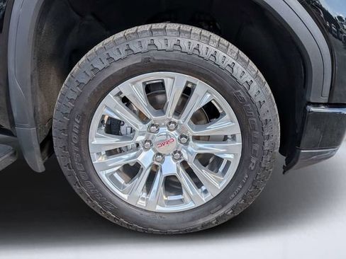 Used 2023 GMC Sierra 1500 Denali w/ Technology Package AWD/4WD image 10