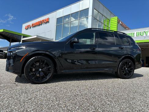 Used 2025 BMW X7 M60i w/ Executive Package AWD/4WD image 2