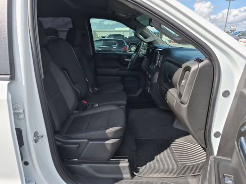 Certified 2025 Chevrolet Silverado 1500 Custom w/ LPO, Dark Essentials Package RWD image 26
