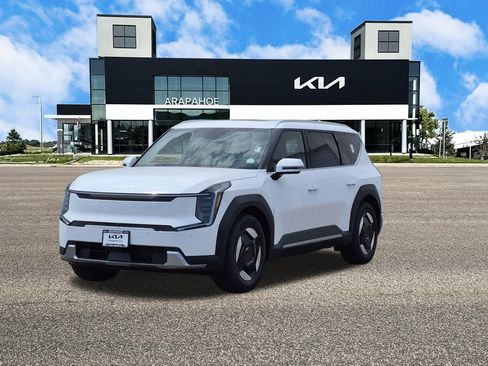 New 2026 Kia EV9 Wind AWD/4WD image 3