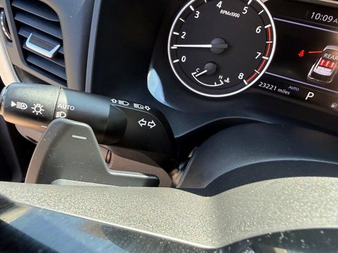 Used 2023 Nissan Rogue SV AWD/4WD image 27