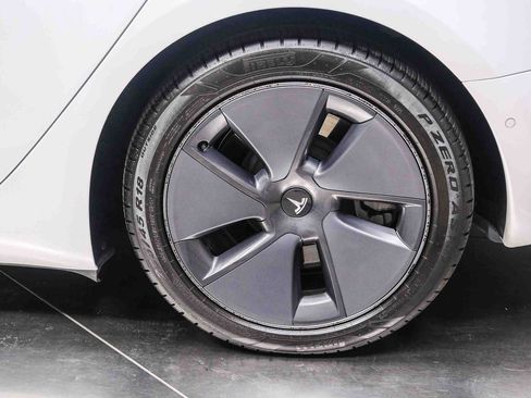 Used 2021 Tesla Model 3 Long Range AWD/4WD image 9