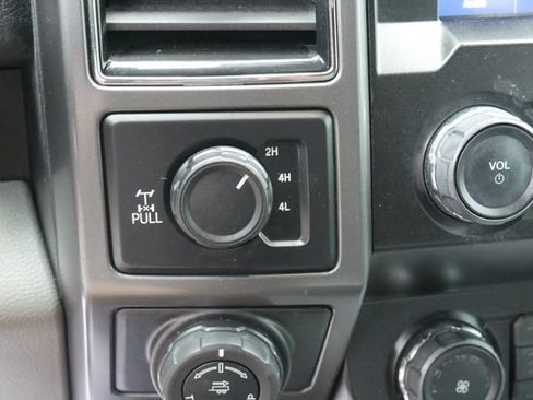 Used 2020 Ford F150 XLT w/ Equipment Group 302A Luxury AWD/4WD image 21