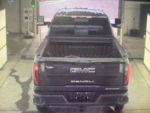 Used 2024 GMC Sierra 2500 Denali Ultimate image 5