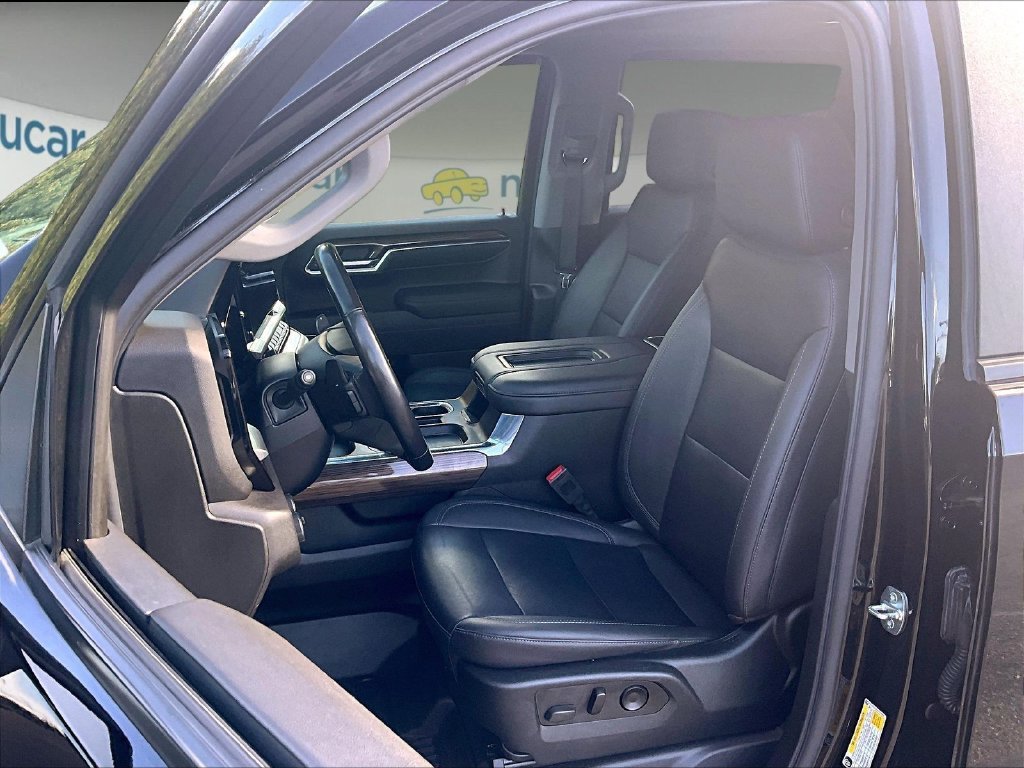 Used 2022 Chevrolet Silverado 1500 RST w/ Redline Edition AWD/4WD image 10