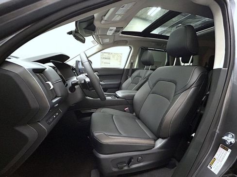 New 2026 Nissan Pathfinder SL AWD/4WD image 10