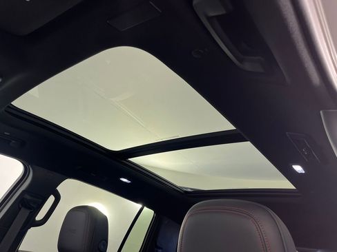 New 2026 Chevrolet Traverse RS AWD/4WD image 24