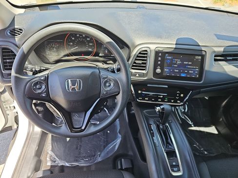 Used 2022 Honda HR-V EX image 15
