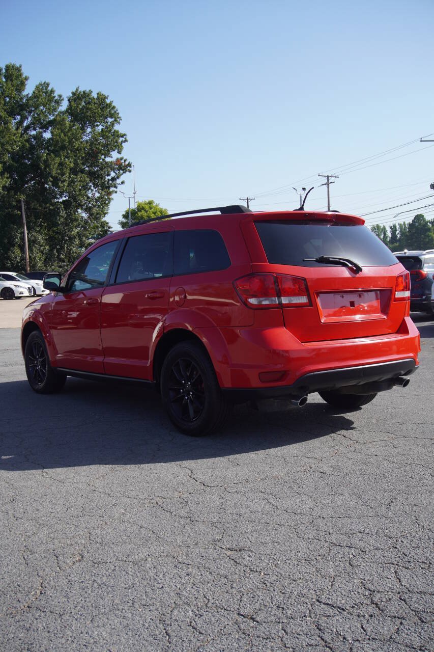 Used 2016 Dodge Journey SXT w/ Comfort/Convenience Group AWD/4WD image 3