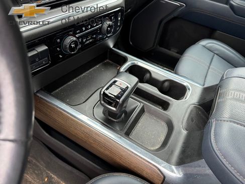 Used 2023 Chevrolet Silverado 1500 High Country w/ High Country Premium Package AWD/4WD image 16