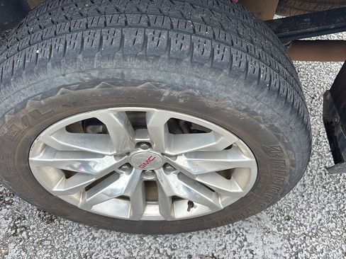 Used 2022 GMC Sierra 1500 SLT AWD/4WD image 11