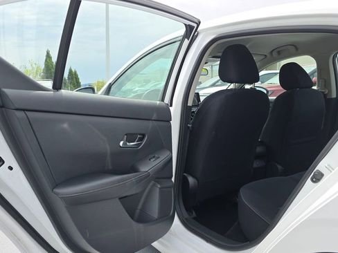 Used 2023 Nissan Sentra SV FWD image 15