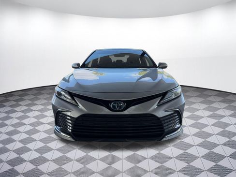 Used 2023 Toyota Camry XLE FWD image 6