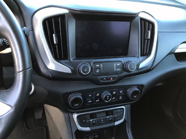 Certified 2024 GMC Terrain SLT FWD image 29